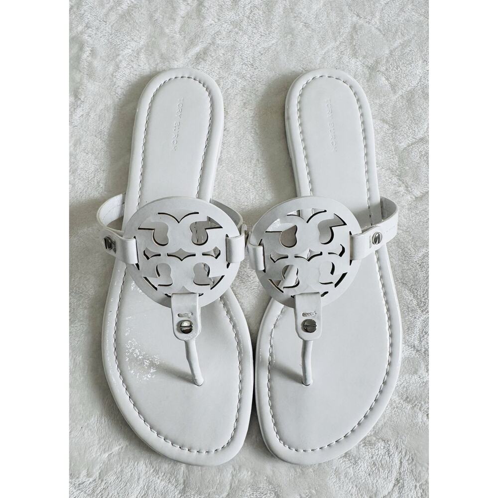 Tory Burch Women’s Size 10 Miller Patent Leather Sandals Optic White Logo